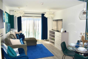 Hemel Apartments - Riverside Retreat